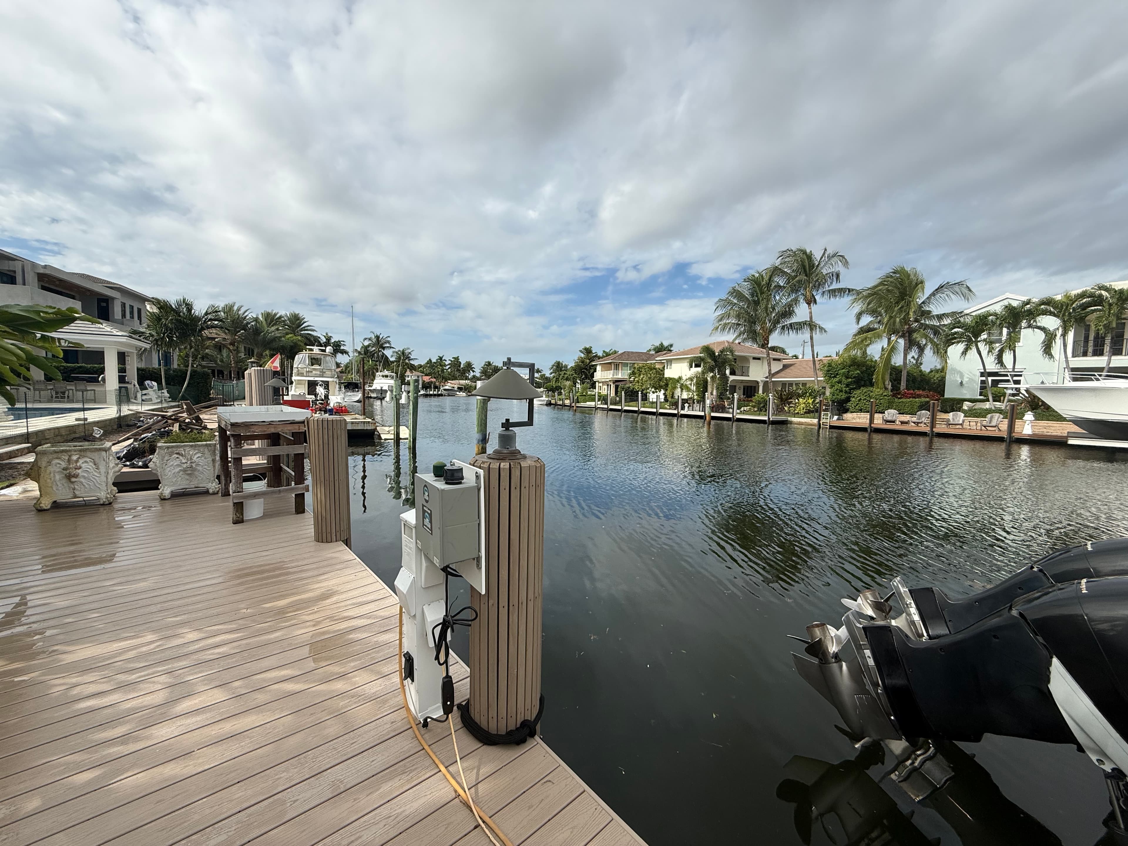 85ft Private Yacht Slip for Rent Lighthouse Point